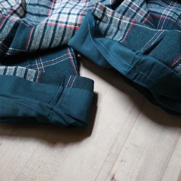 Vintage Pendleton, Size 8, Wool, Plaid, Green White And Red Pants, Wide Leg - Picture 10 of 14